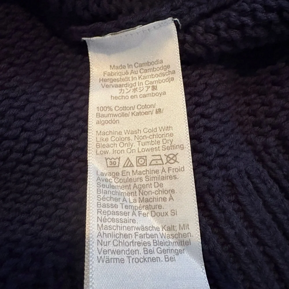 J. Crew excellent condition shaker v-neck cotton sweater - Picture 8 of 8